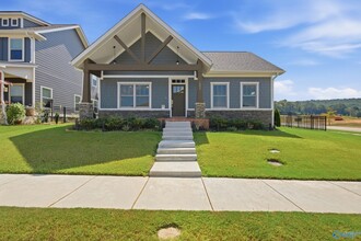 Building Photo - 151 Bridgestone Dr NE