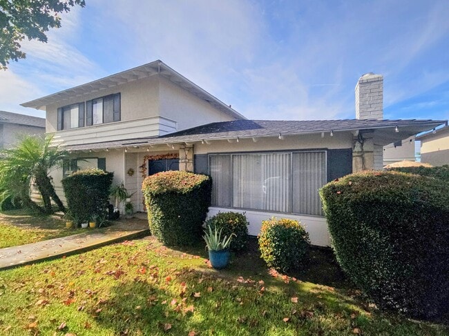 Foto del edificio - 141 Greentree Ln