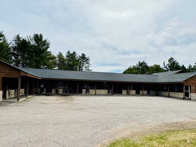 Building Photo - 7528 US-51