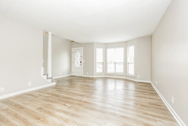 Building Photo - 2329 Briar Bend Dr