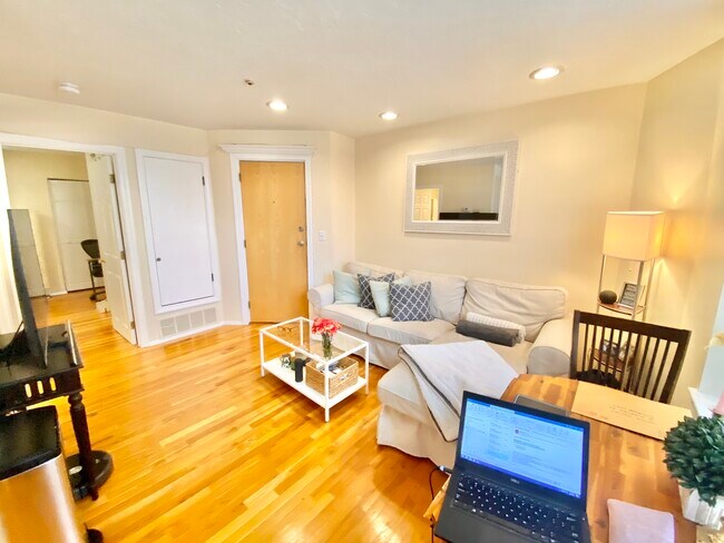 Foto del edificio - 38 Charter St