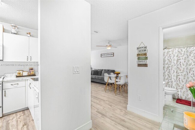 Foto del edificio - 1144 NW 125th Path