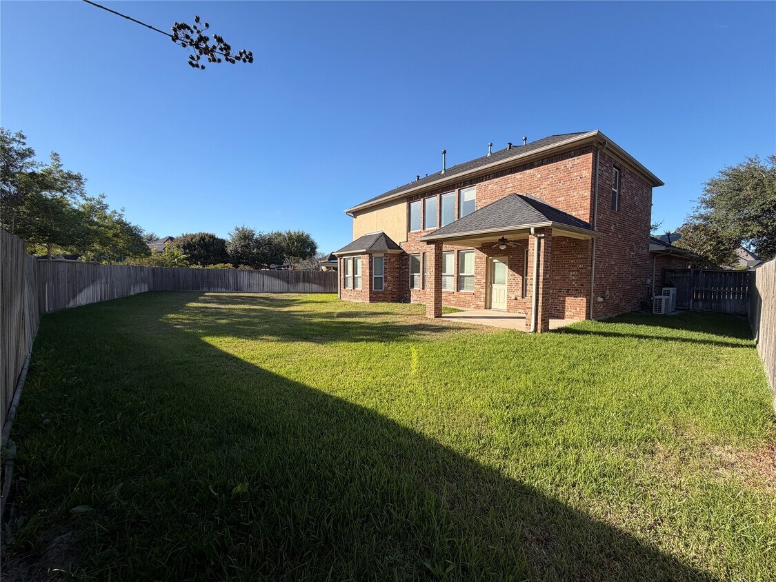 Foto del edificio - 28015 Silverstream Ct