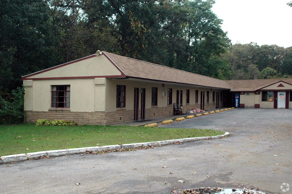 Building Photo - 345 S White Horse Pike