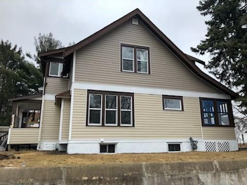 Side of house - 1217 Thomas Ave