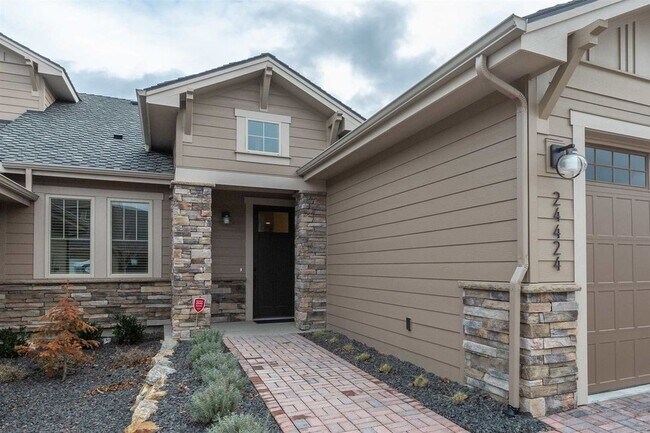 Building Photo - 24424 E Pinnacle Ct