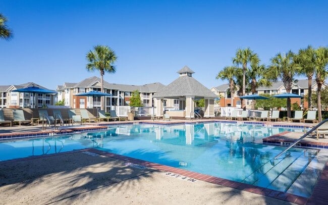 Building Photo - Dream St. Augustine