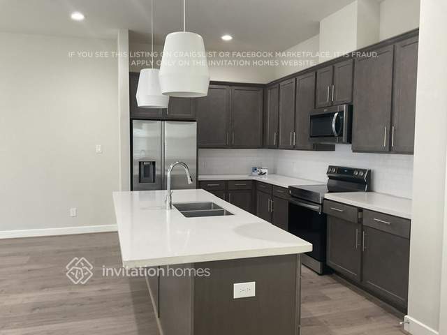 Foto del edificio - 10518 Executive Lake Dr