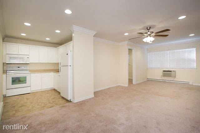 Foto principal - 805 Long Island Ave