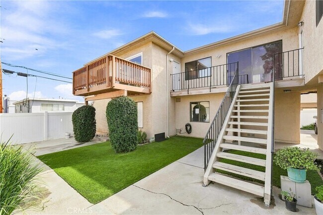 Foto del edificio - 7751 Newman Ave