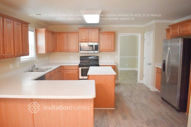 Building Photo - 6410 Woodlore Trail NW