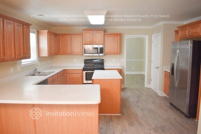 Foto del edificio - 6410 Woodlore Trail NW