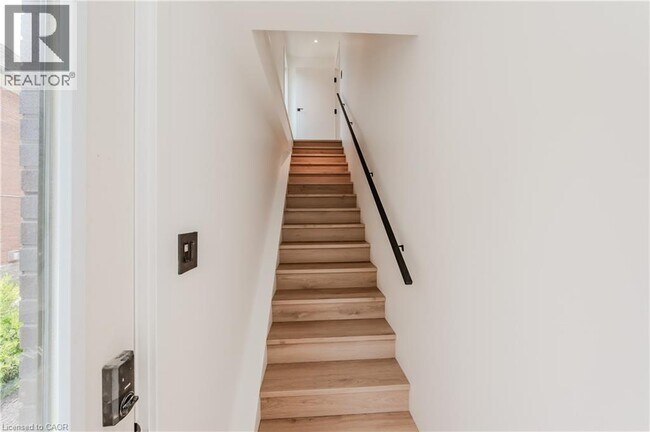 Photo du bâtiment - 63 Union St E