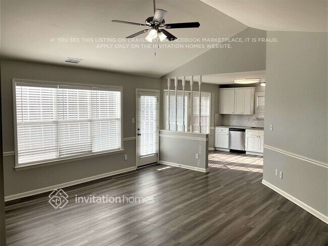 Building Photo - 3014 Faircroft Way