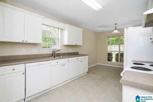 Foto del edificio - 512 Camden Cove Cir