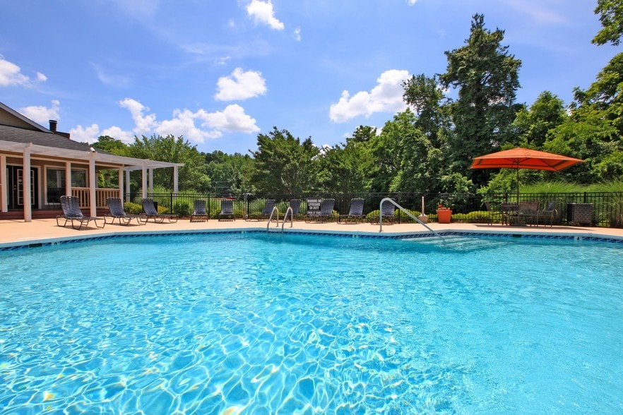 Sedgefield Apartments