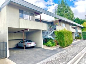Building Photo - 311 S Primrose Ave