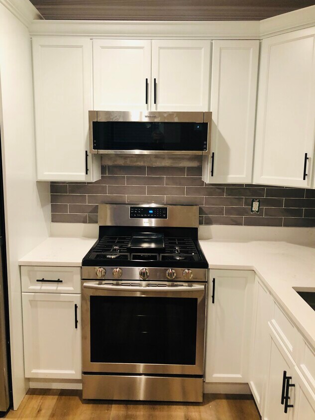 Foto principal - 44 Bernards Ave