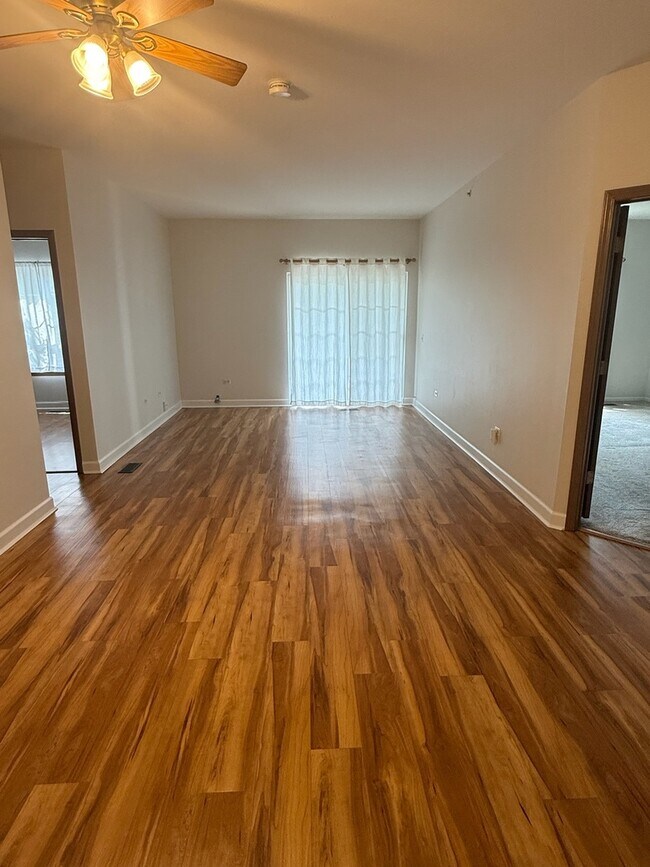 Foto del edificio - 3317 Stratford Ct