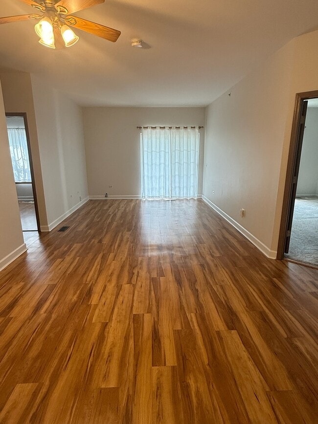 Building Photo - 3317 Stratford Ct