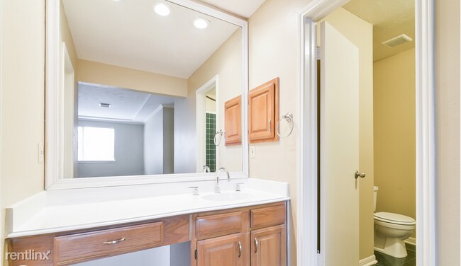 Building Photo - 3 br, 2 bath House - 8807 Enchanted Forest Dr