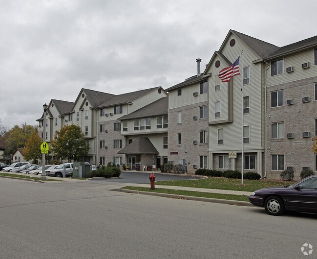 Mill Pond Apartments Menomonee Falls, WI