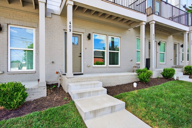 Building Photo - 409 Lellyett St