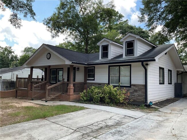 Building Photo - 2992 Villa Esta Dr