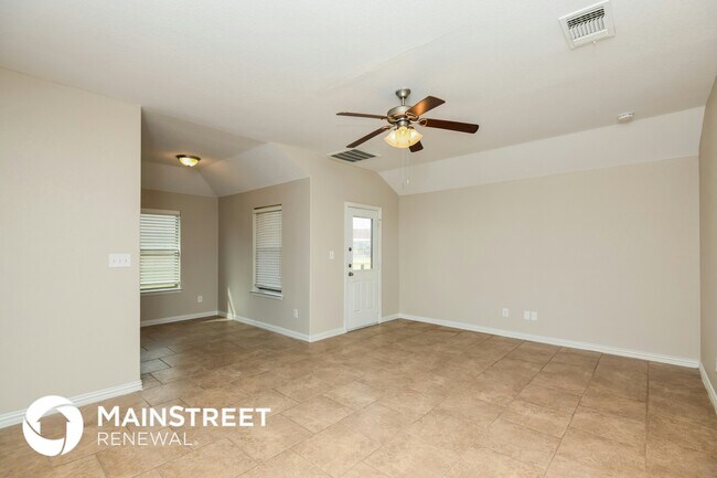 Foto del edificio - 3453 Heatherbend St