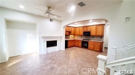 Building Photo - 139 Topaz