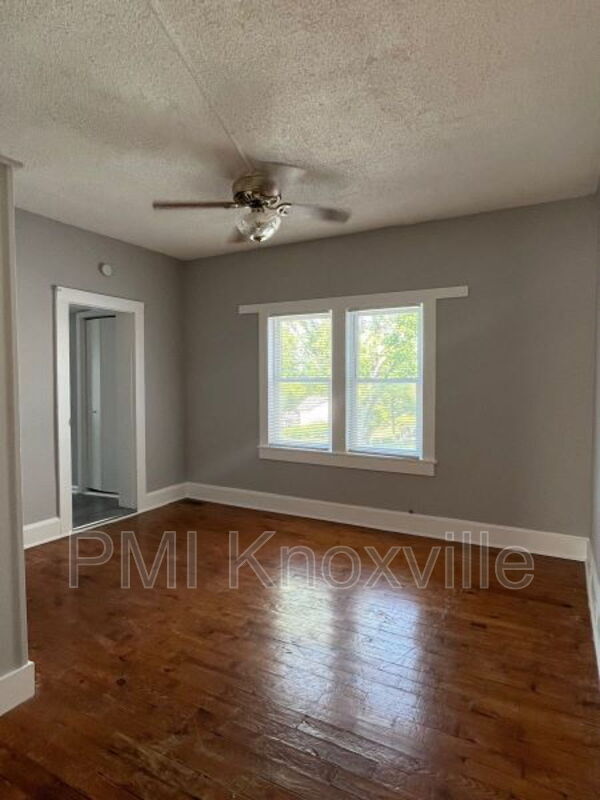 Foto del edificio - 3089 Washington Pike