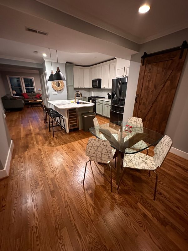 Foto del edificio - 2408 3rd St NE
