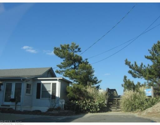 Building Photo - 9713 7th Bay St