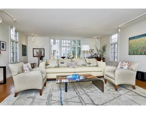 Foto del edificio - 8 Holly Rd