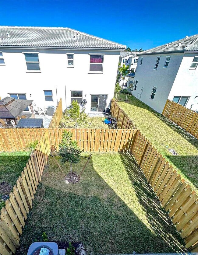 Foto del edificio - 16261 SW 292nd St