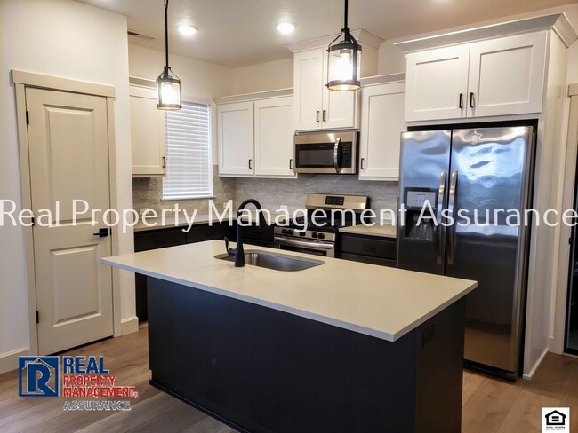 Foto del edificio - 7498 SE Monarch Ln