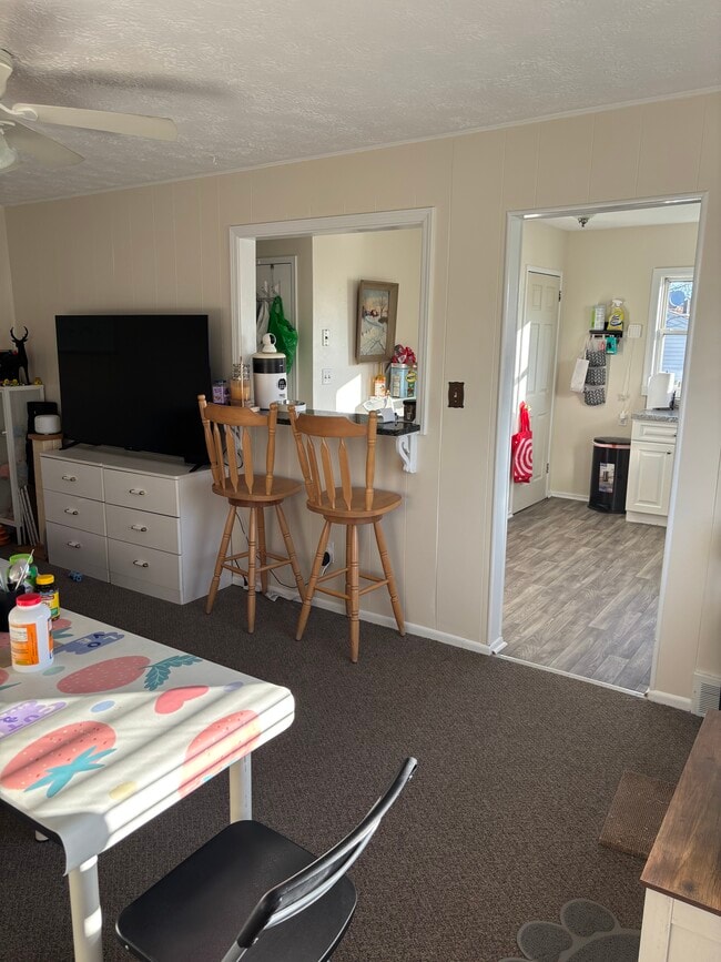 Building Photo - 208 Buena Vista Ave