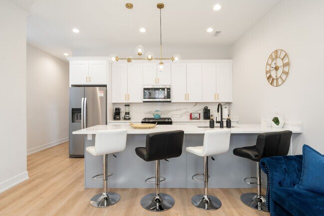 Foto del edificio - 3723 S Giles Ave