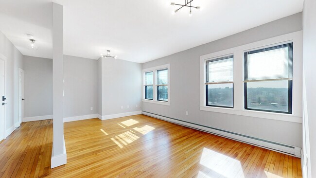 Foto del edificio - 179 Highland St