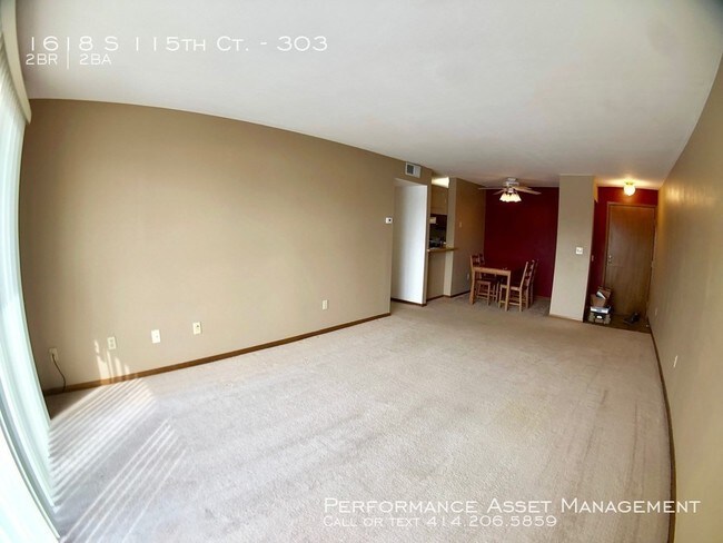 Building Photo - 1618 S 115 Ct