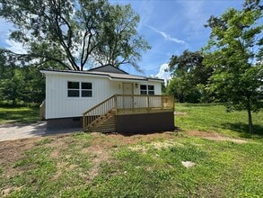 Building Photo - 982 Webb Cir