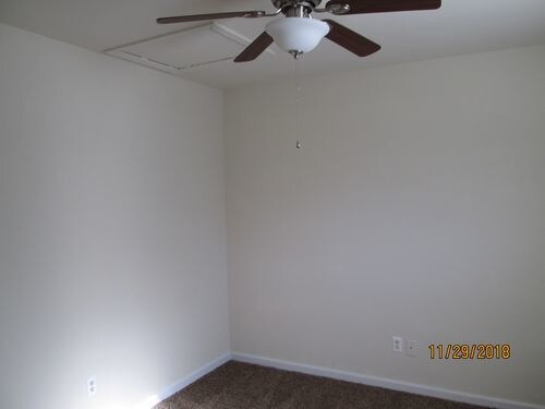 Building Photo - 15615 Warwick Blvd