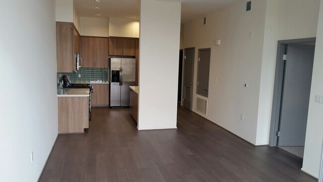 Interior Photo - Olea
