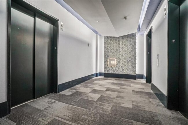 Building Photo - 943 Peachtree St NE