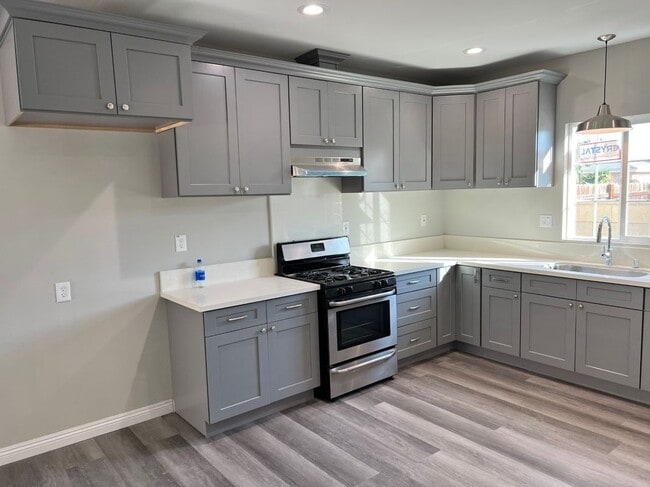 Building Photo - 18414 Horst Ave