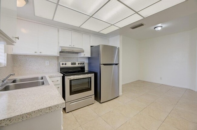 Foto del edificio - 1033 NW 30th Ct
