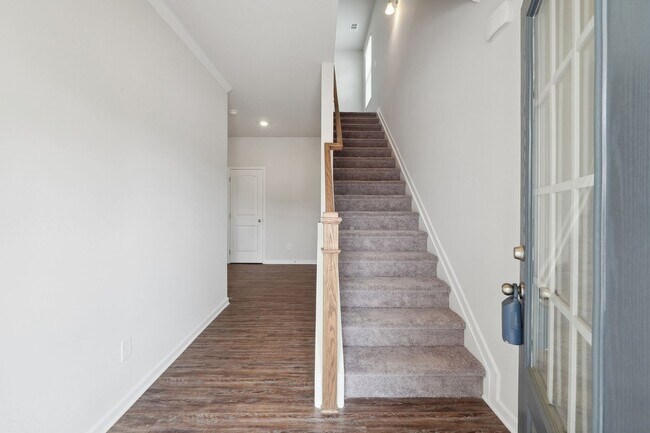 Building Photo - Brookview Townhome in North Forsyth!
