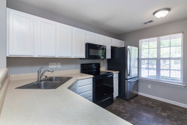 Building Photo - 5646 Kimmerly Woods Dr