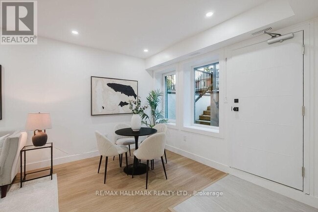 Building Photo - 37 Milverton Blvd