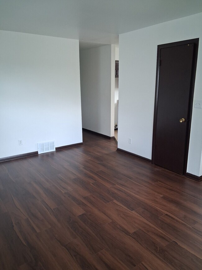 Foto del edificio - 7215 W Florist Ave